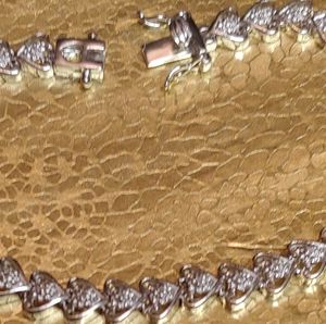 Two2, 10k white gold women diamond bracelets